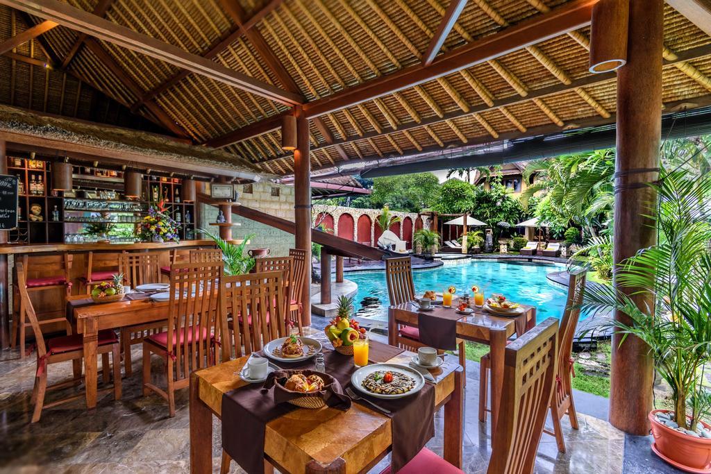 Hotel Puri Madawi Seminyak  Exterior photo