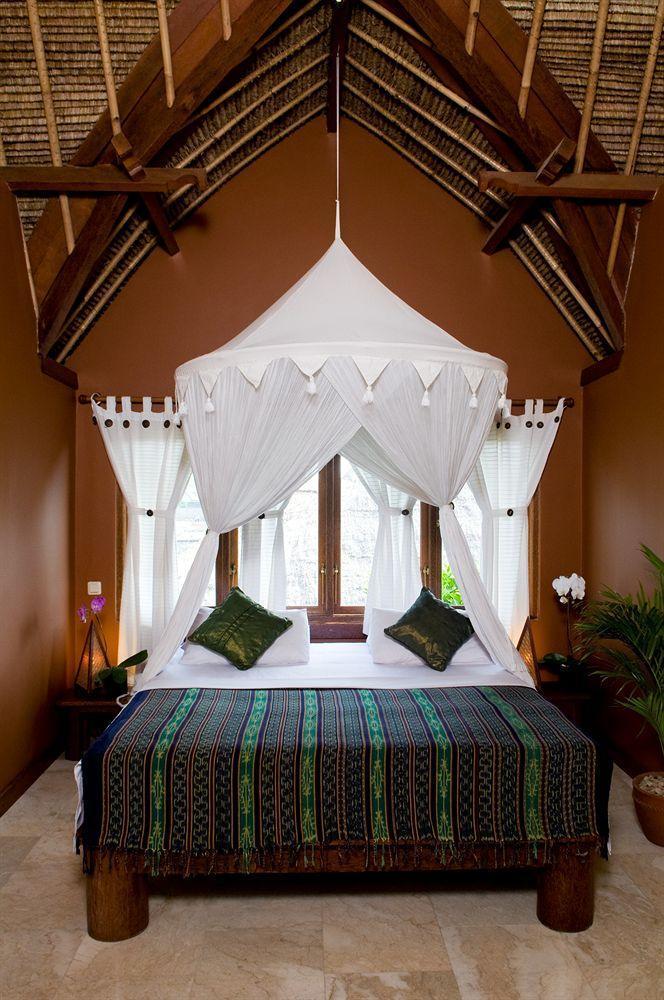 Hotel Puri Madawi Seminyak  Exterior photo